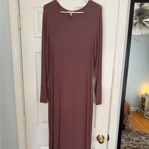 Bordeaux Long Sleeve Maxi Dress in Dusty Mauve